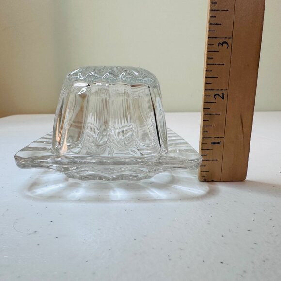 Circleware Clear Glass Butter Dish With Lid - Picture 5 of 7